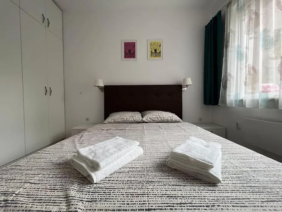 Lovely Central 1-Bedroom Rental With Patio Sofia Apartment